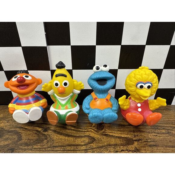 Sesame Street Roly Poly Pals Weeble Wobbles Cookie Monster Big Bird, Bert&Ernie - Picture 1 of 7